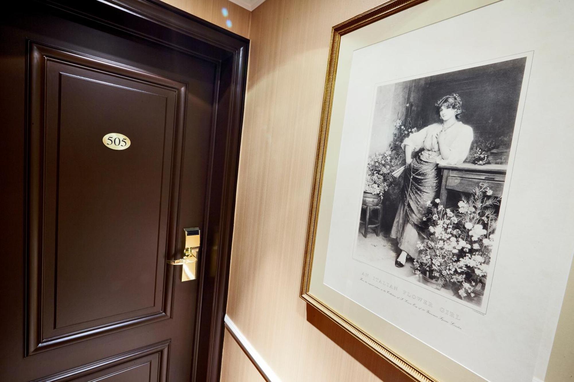 Hotel Golden Tulip Washington Opera París Habitación foto